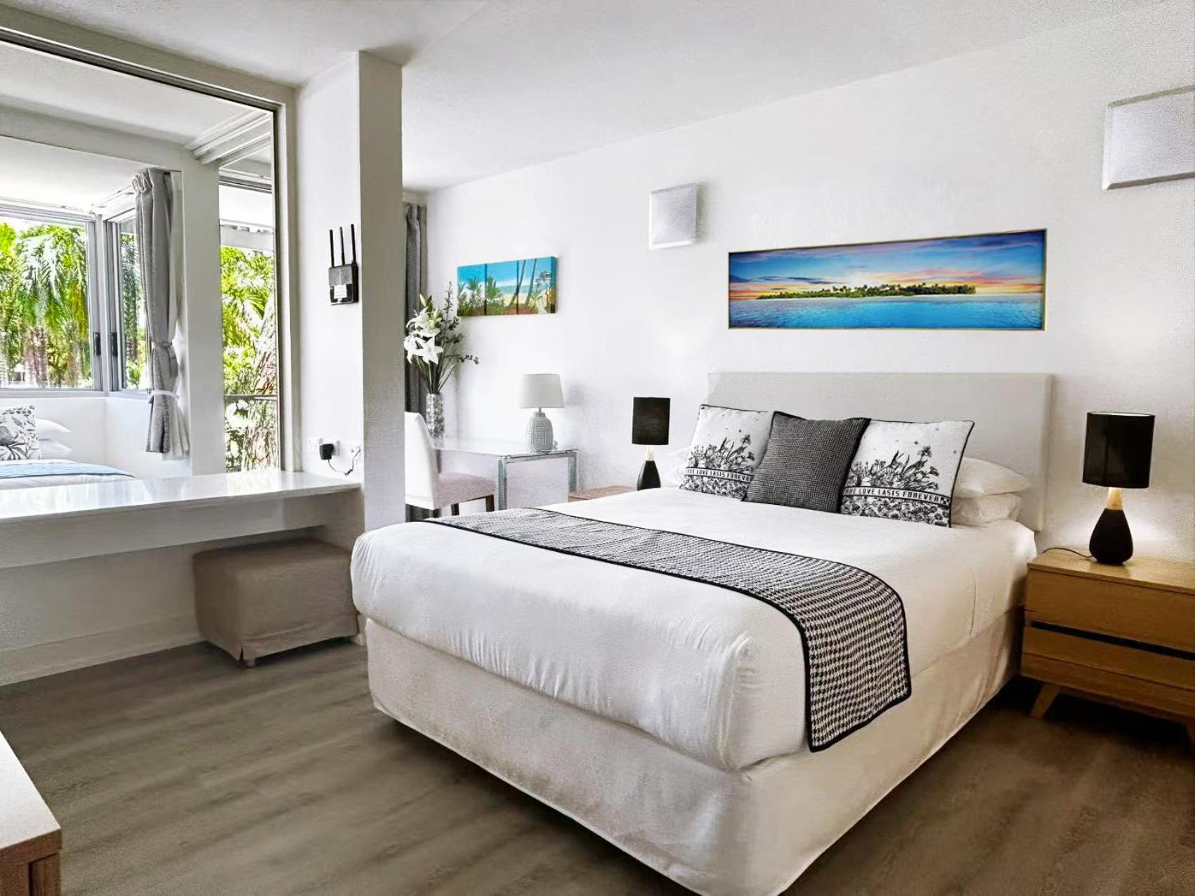 Palm Cove Beachside Apartments - Pool And Garden Views Exterior foto